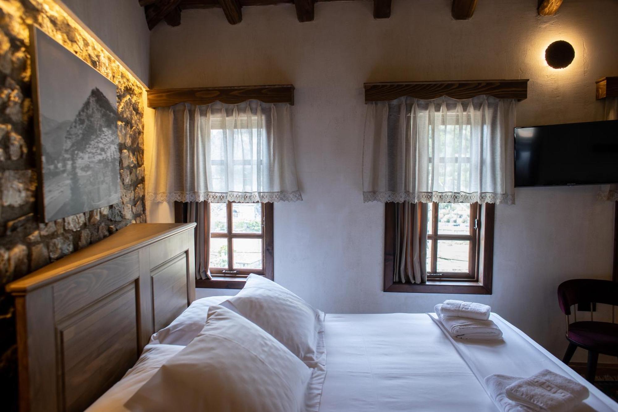 Vista Boutique Hotel Berat Eksteriør billede