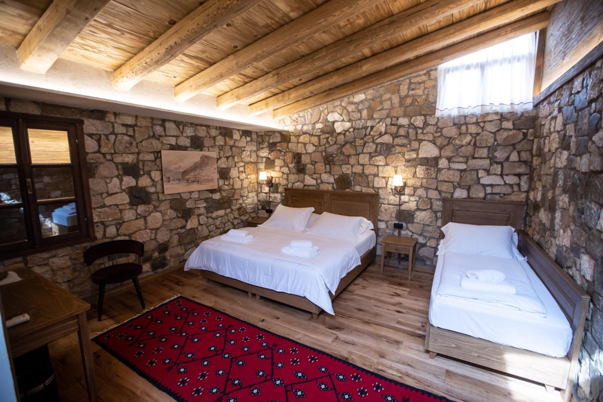 Vista Boutique Hotel Berat Eksteriør billede
