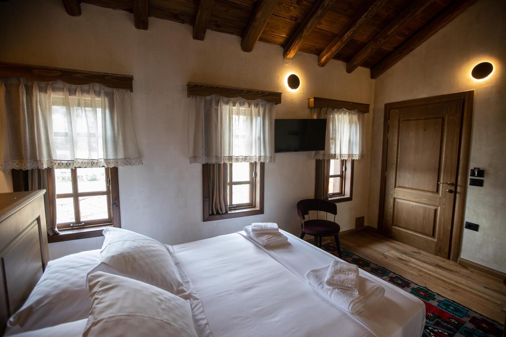 Vista Boutique Hotel Berat Eksteriør billede