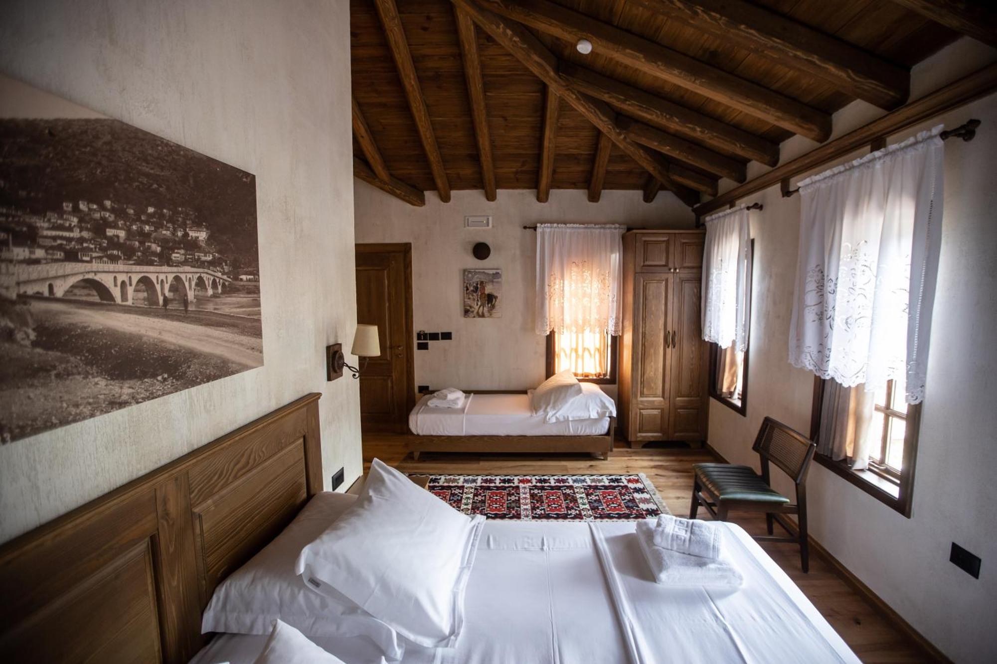 Vista Boutique Hotel Berat Eksteriør billede