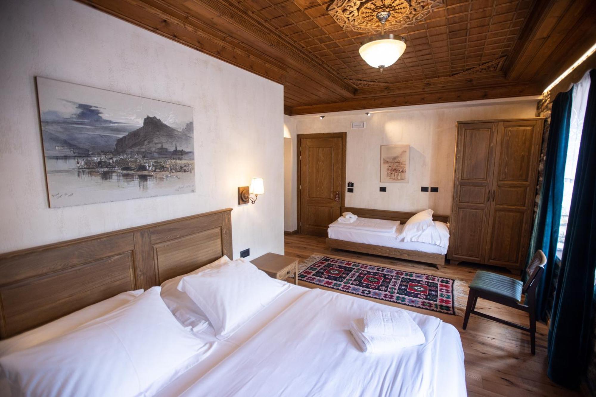 Vista Boutique Hotel Berat Eksteriør billede