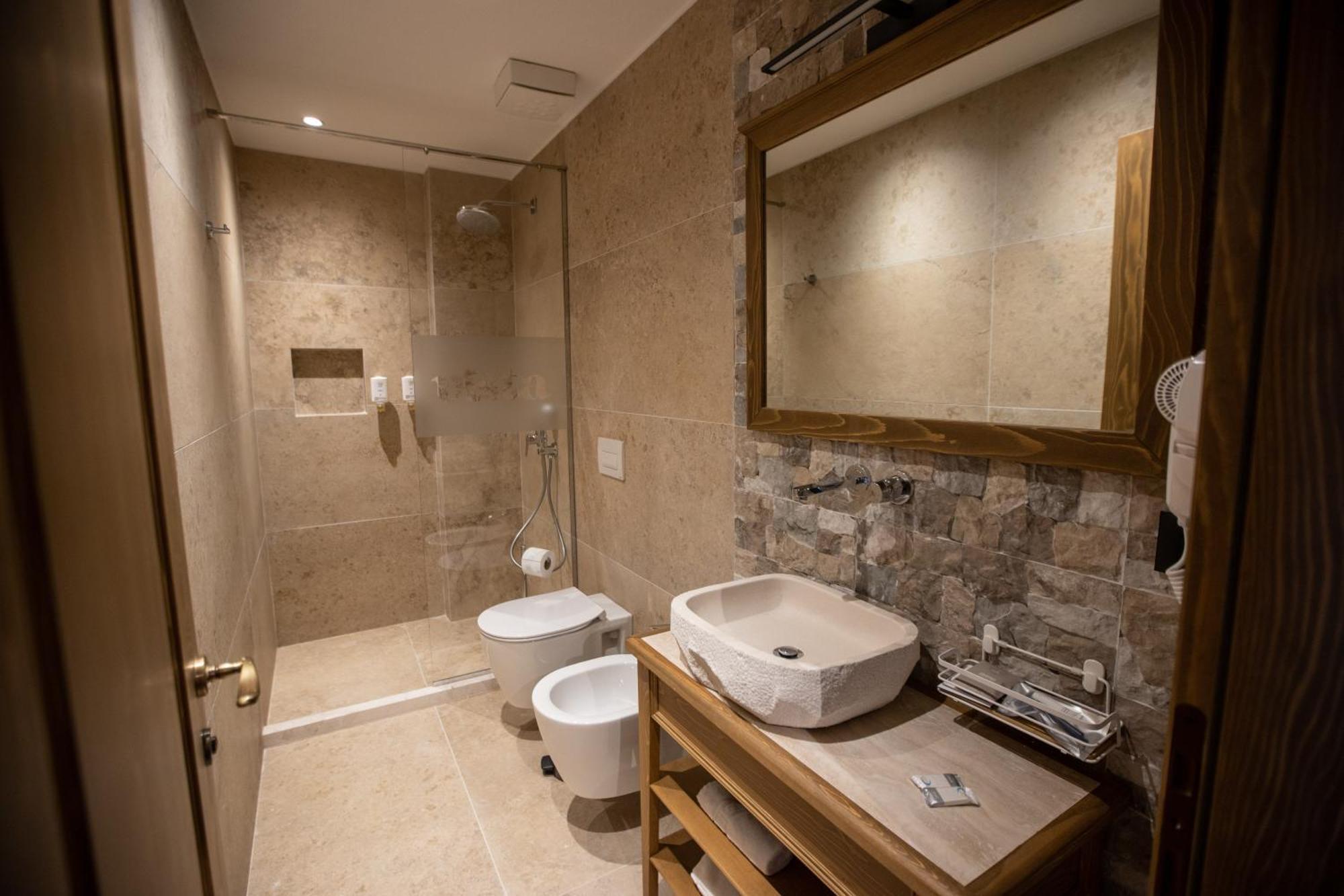 Vista Boutique Hotel Berat Eksteriør billede