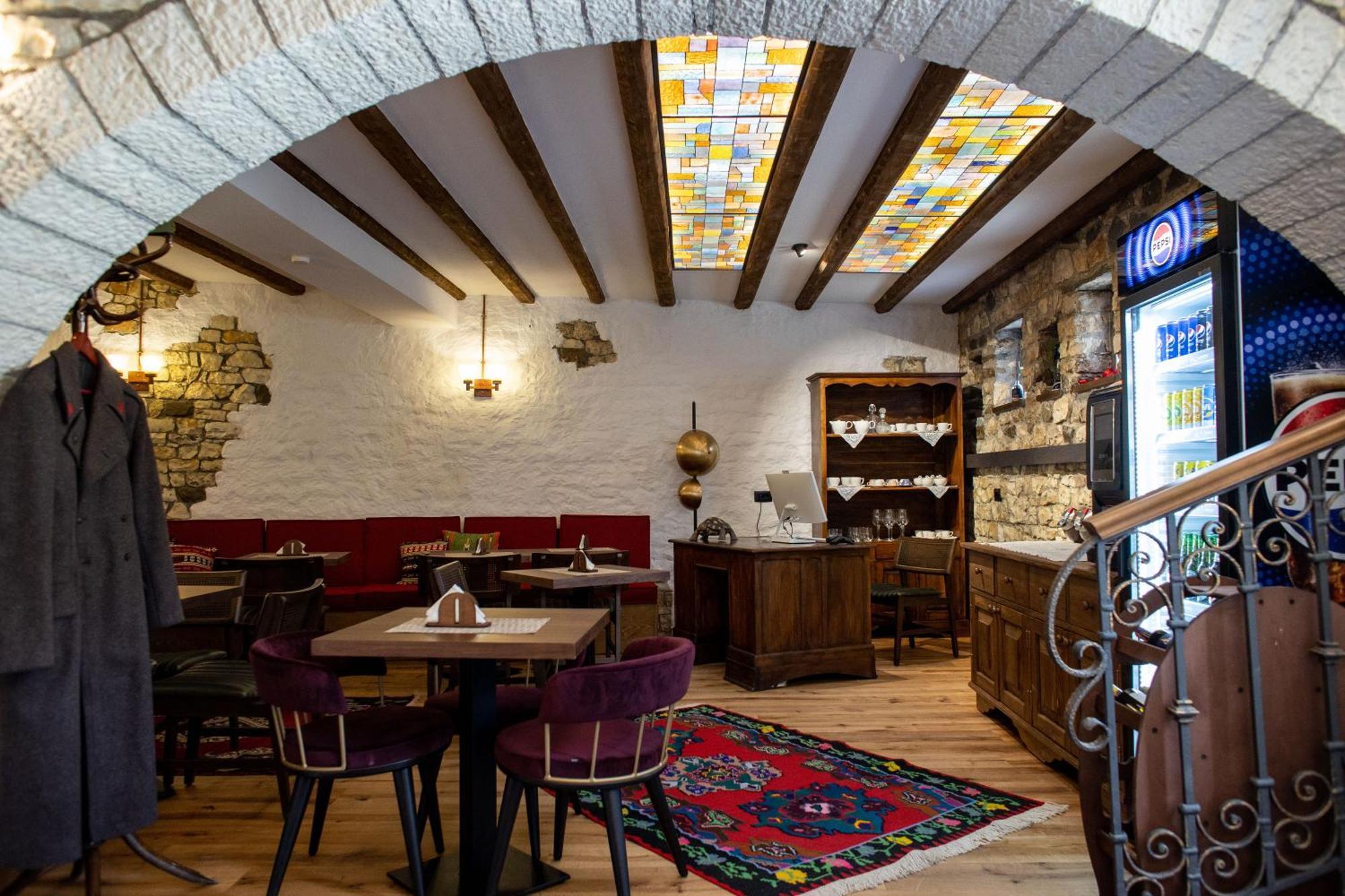 Vista Boutique Hotel Berat Eksteriør billede